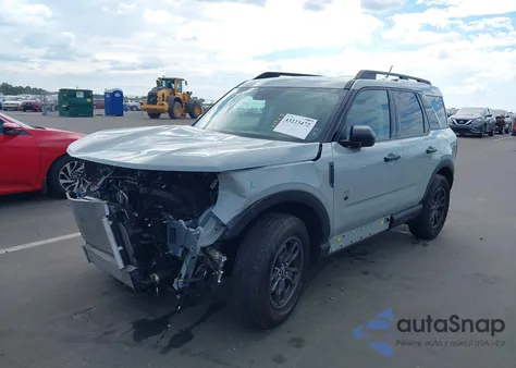 2022 Ford Bronco Sport Big Bend z USA, uszkodzony, nr VIN 3FMCR9B63NRE33548